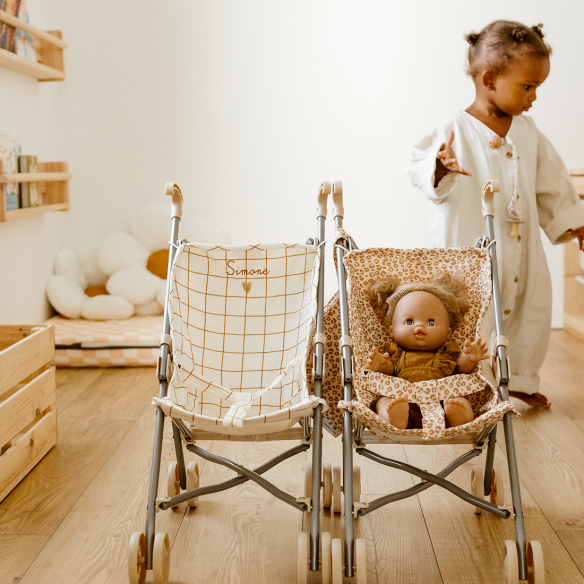 poussette gaze de coton léopard personnalisable