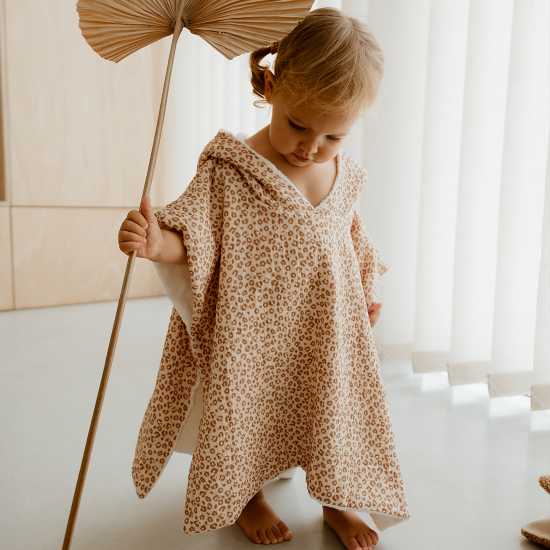 poncho gaze de coton léopard personnalisable