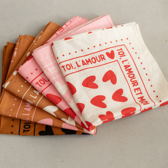 Foulard coeurs 100cm