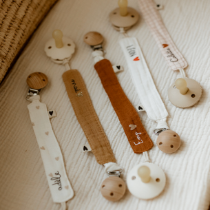 attache tétine lin personnalisable