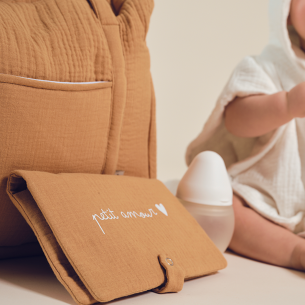 Range couche en lin caramel