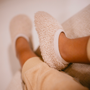 chaussons bouclette beige