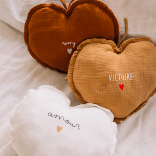 mobile musical coeur - veilleuse enfant gaze de coton camel